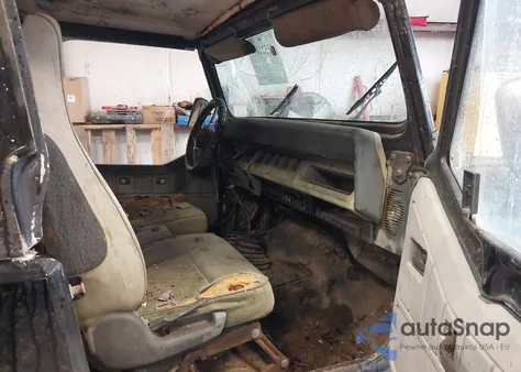 1993 Jeep Wrangler / Yj z USA, uszkodzony, nr VIN 1J4FY29S8PP254506